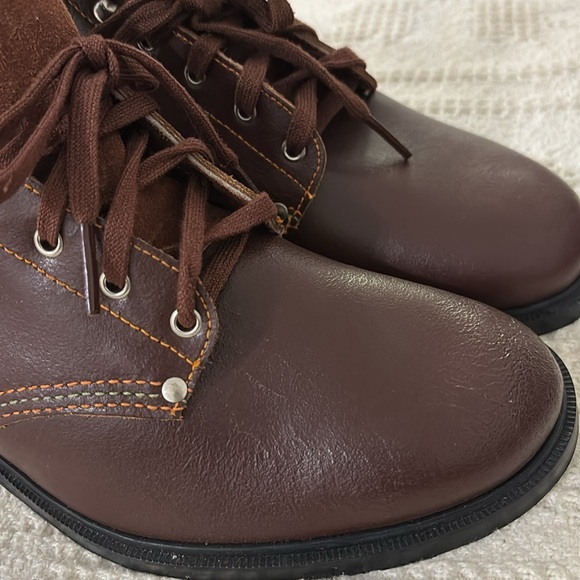 Hand Made Brown Leather Lace Up Boots Size 7 - Picture 5 of 15